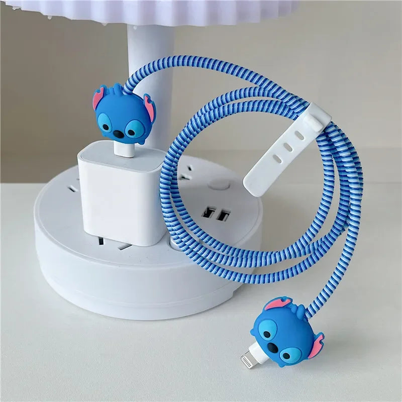 Stitch – Protège Câble et Enrouleur Universel